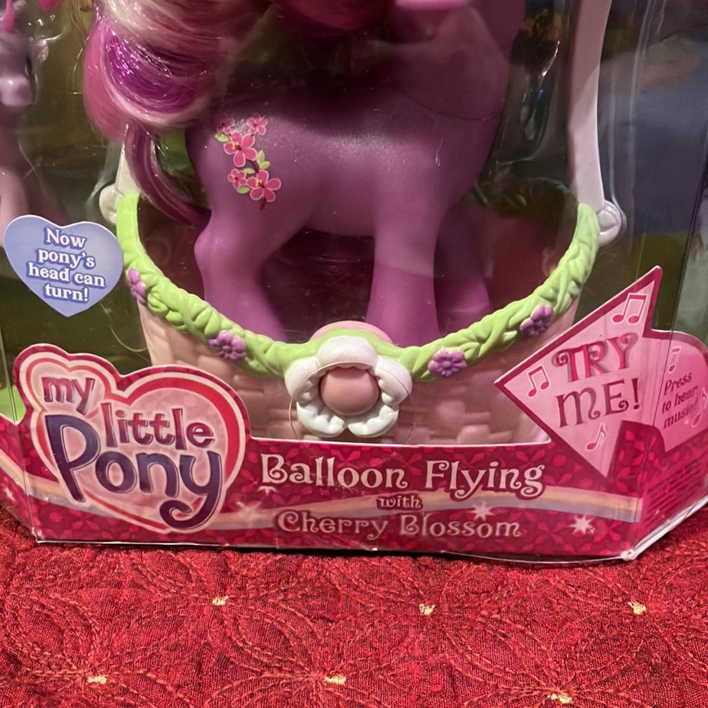 My Little Pony - Crystal Princess. Balloon flying with Cherry Blossom. - Picture 4 of 7